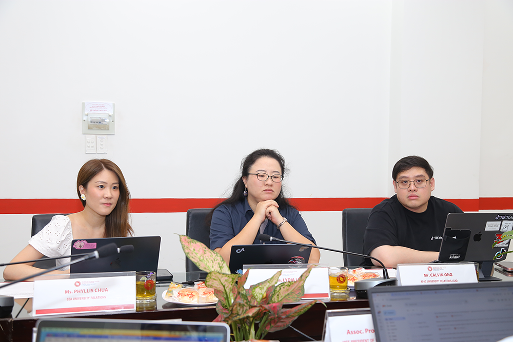 thuc-day-hop-tac-chien-luoc-phat-trien-voi-tiktok-apac-early-careers-team-4