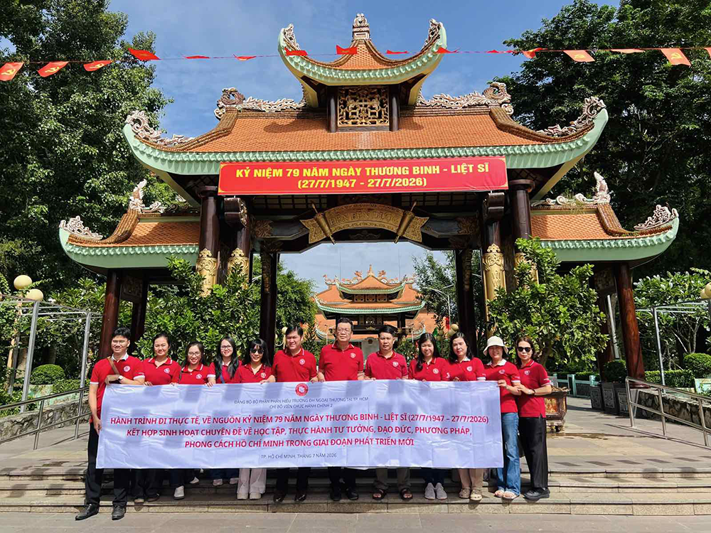 cbvchc-2-to-chuc-hanh-trinh-ve-nguon-ky-niem-79-nam-ngay-thuong-binh-liet-si-1
