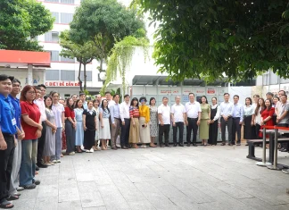 Công nghệ hóa tiện ích học đường: Tủ Viettel Smartbox chính thức vận hành tại Phân hiệu tu-viettel-smartbox-chinh-thuc-van-hanh-tai-phan-hieu-2