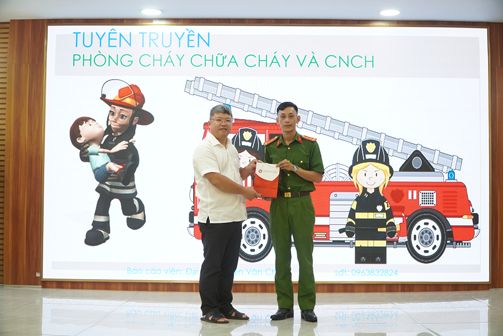 tuyen-truyen-pho-bien-phap-luat-ve-pccc-cuu-nan-cuu-ho-nam-2026-1