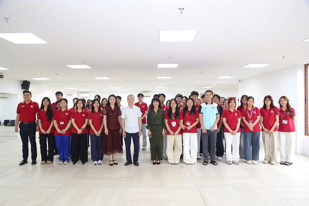 khoi-dau-nam-hoc-moi-2026-2027-lan-toa-tinh-than-doi-moi-9