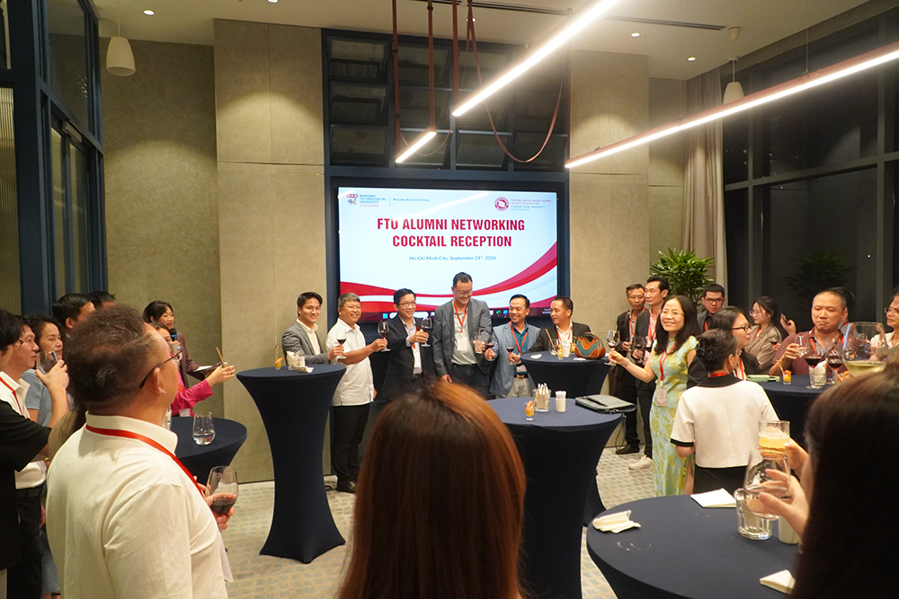 alumni-networking-evening-8