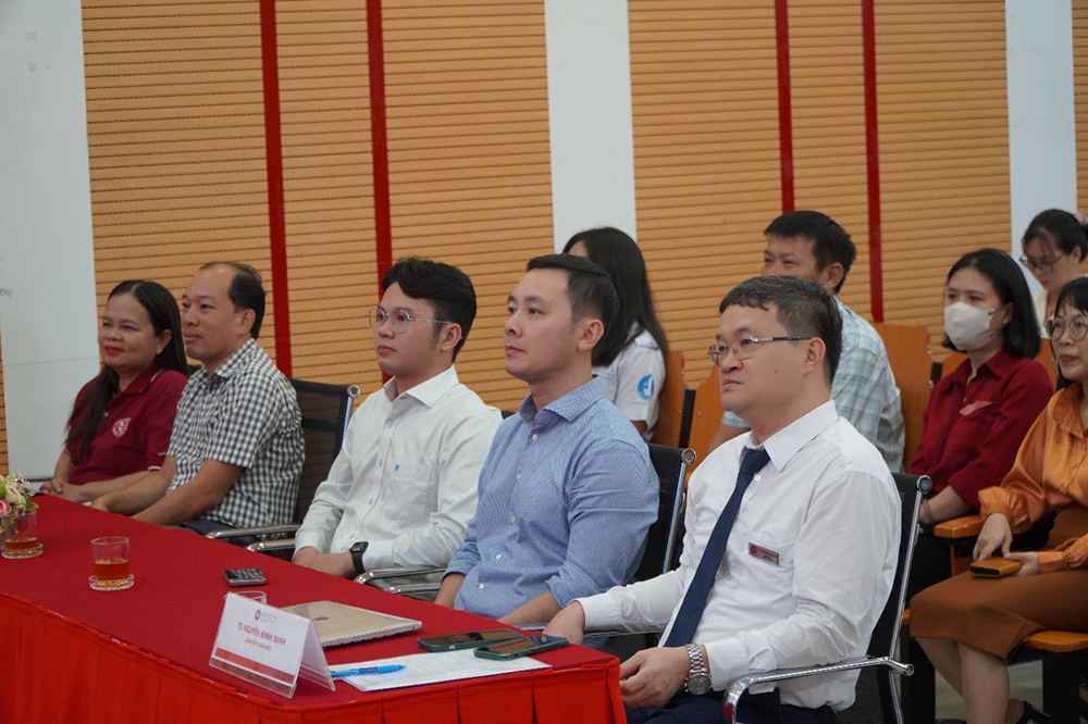 ket-noi-le-khai-giang-toan-quoc-phan-hieu-chao-don-nam-hoc-moi-2026-2027-3