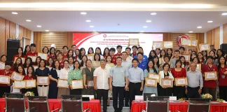 le-tuyen-duong-khen-thuong-gvhd-sv-dat-giai-hk-ii-nh-2025-2026-9
