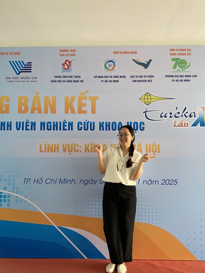 tran-thi-nhat-linh-lam-tot-hon-mot-chut-moi-ngay-1
