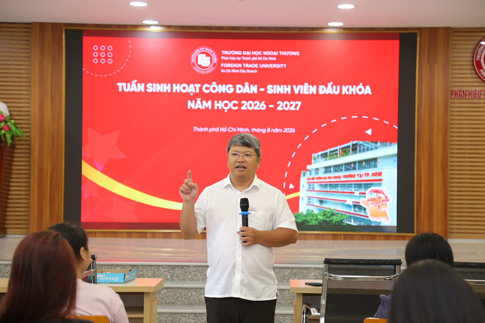 tuan-sinh-hoat-cong-dan-sinh-vien-k65-2