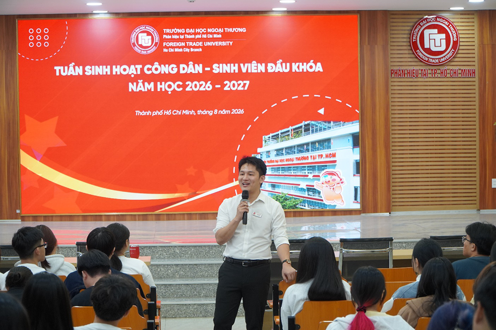 tuan-sinh-hoat-cong-dan-sinh-vien-k65-3
