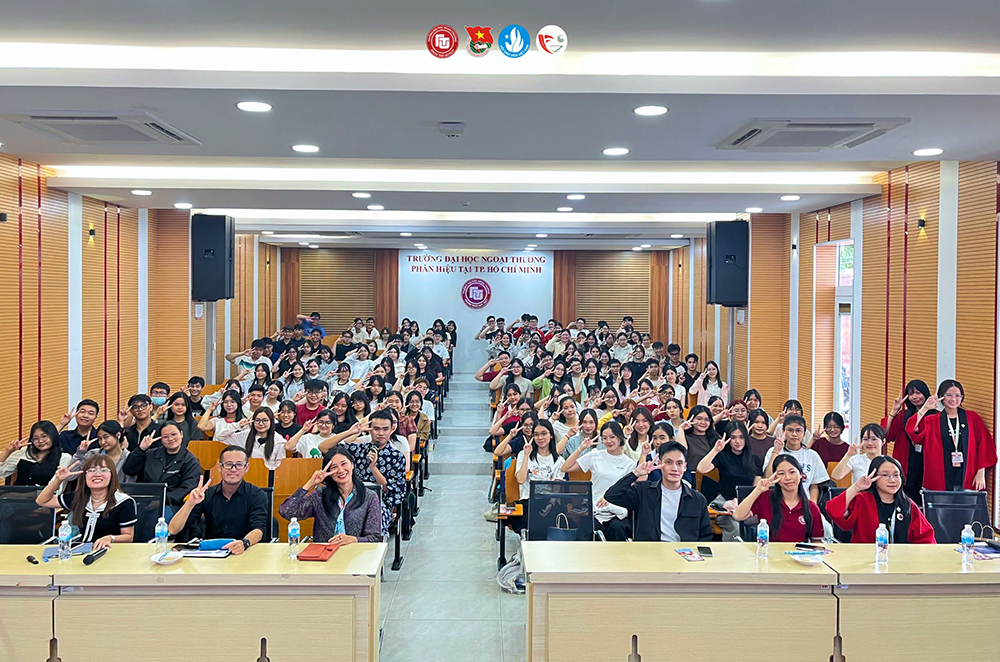 tuan-sinh-hoat-cong-dan-sinh-vien-k65-6